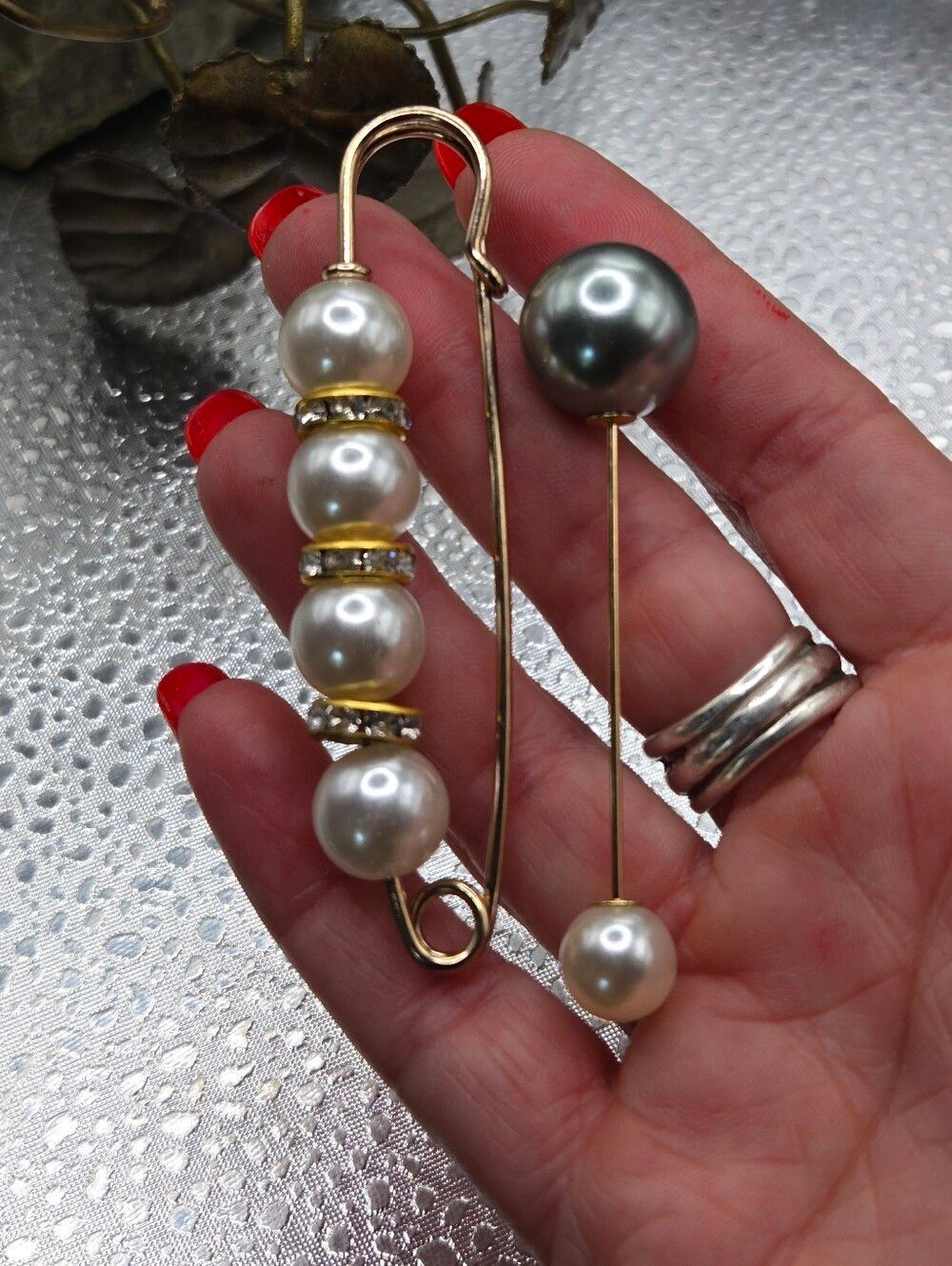 "5/$40" Set Of 2 Goldtone Faux Pearl Rhinestone Brooches Safety Pin/Stick Pin